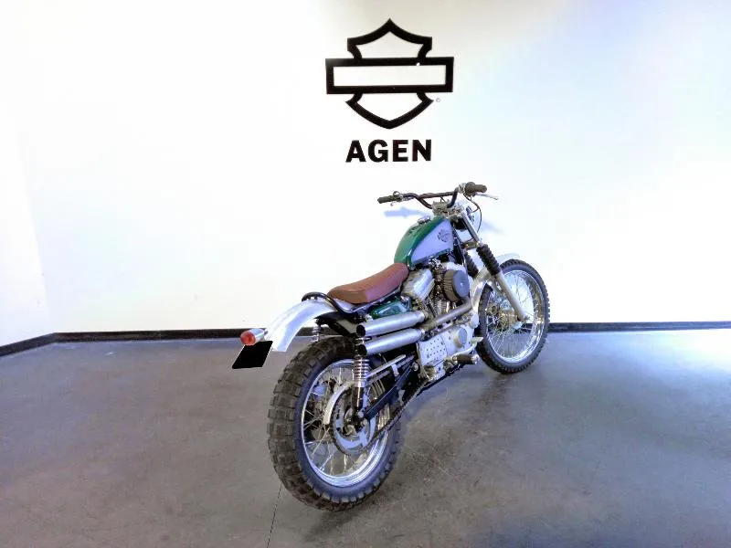 SPORTSTER 883