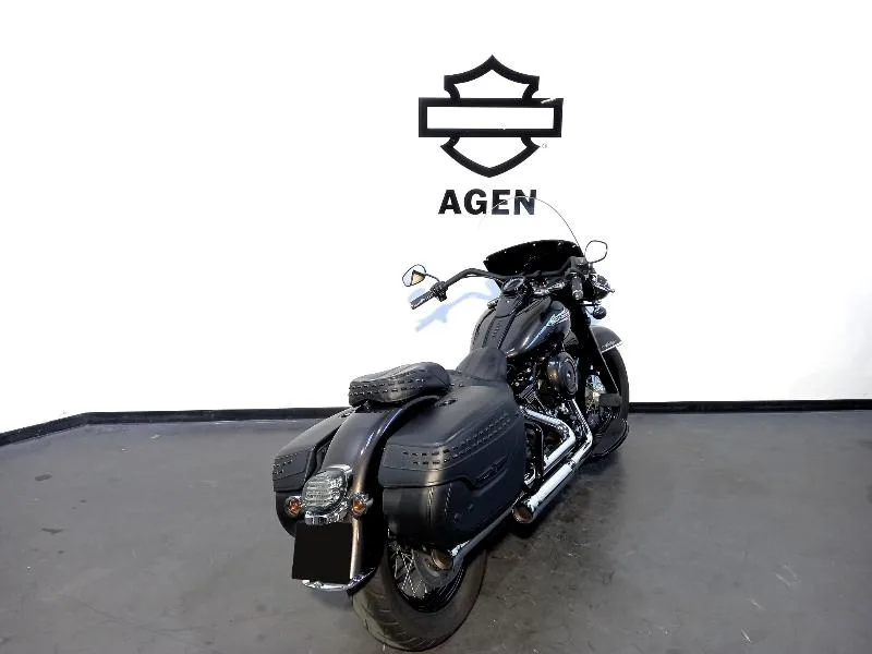 SOFTAIL HERITAGE 1745 CLASSIC