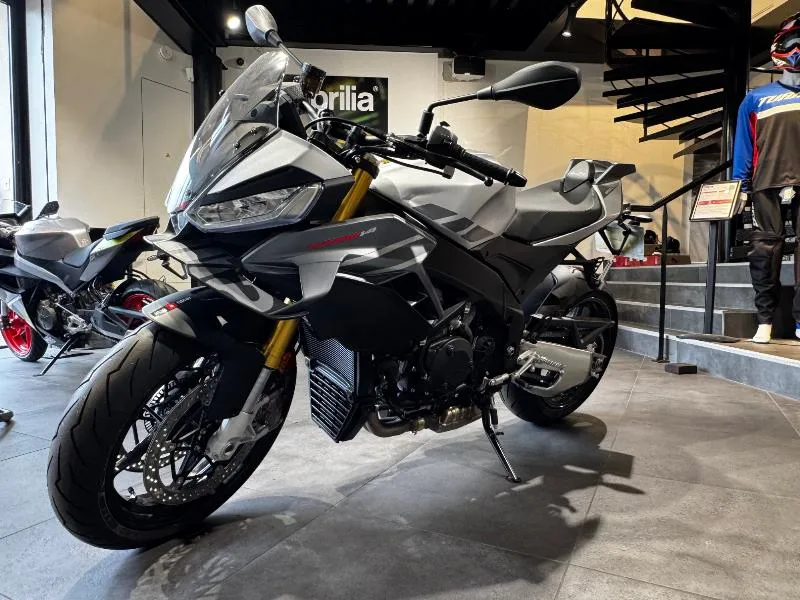 TUONO 1100  V4 RR