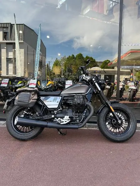 V9 BOBBER