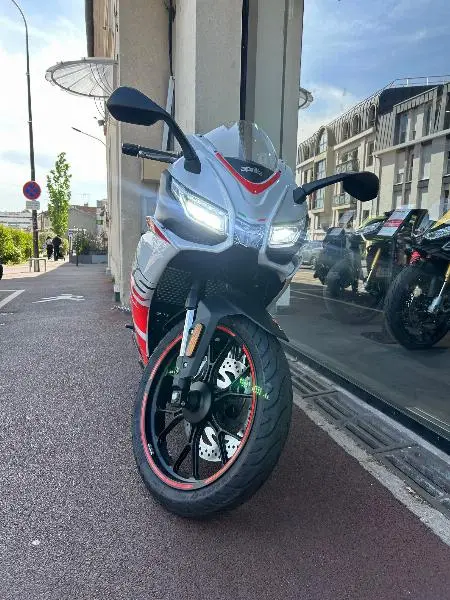RS 125
