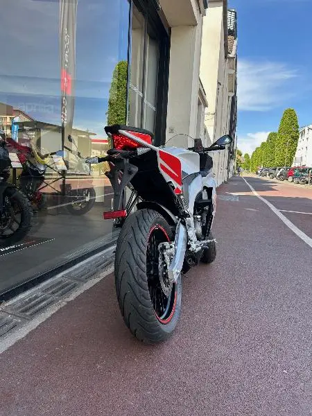 RS 125