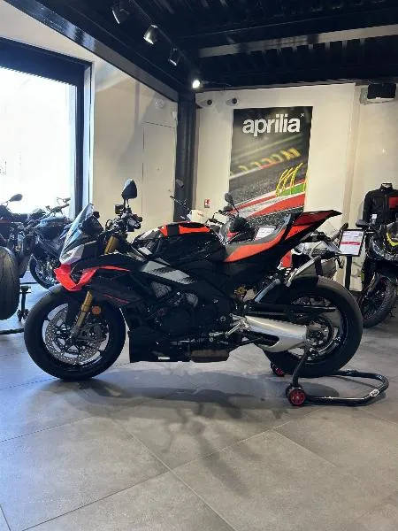 TUONO 1100 V4 FACTORY