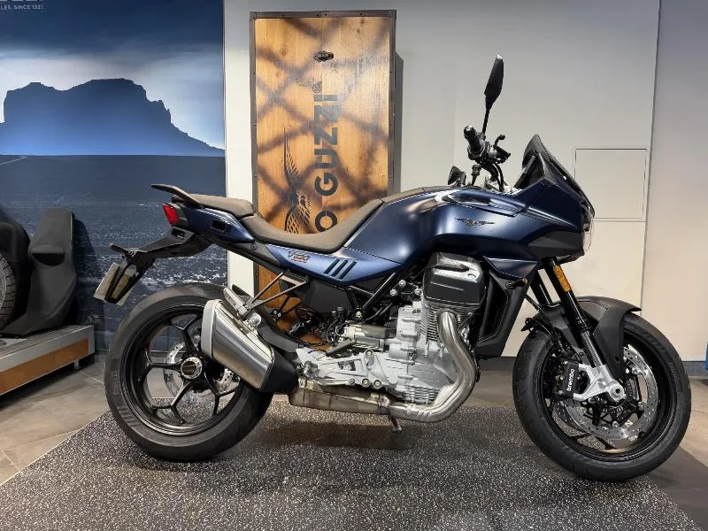 V100  MANDELLO