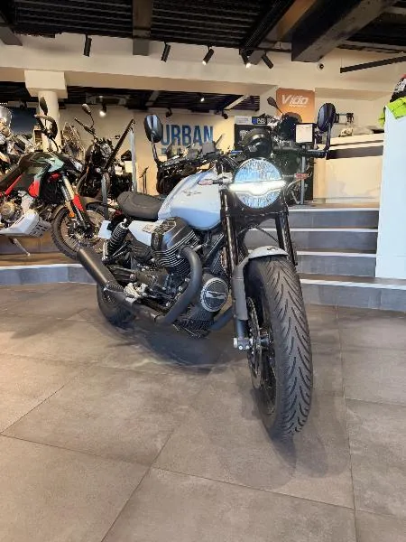 V7 SPORT 850