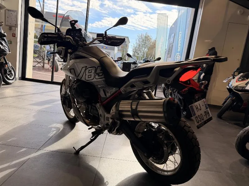 V85 TT 850