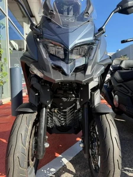 CV3 550