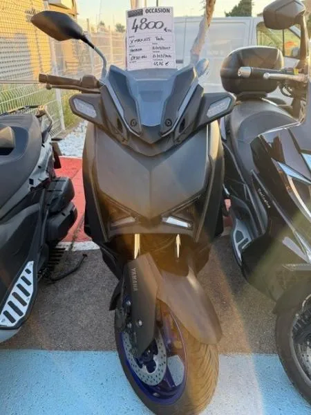 XMAX 125 TECH MAX