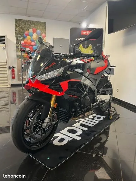 TUONO 1100 V4 FACTORY