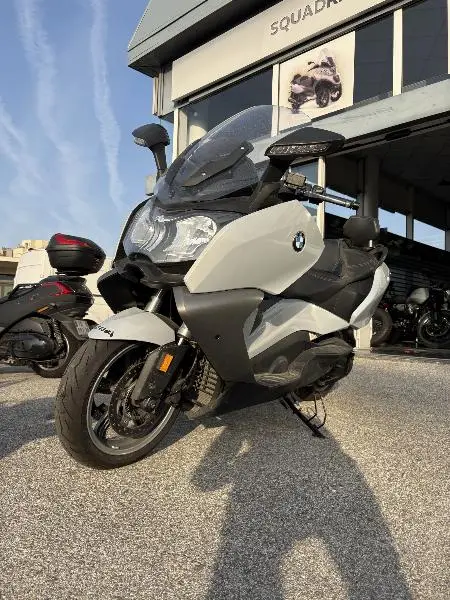 C 650 GT