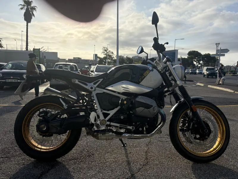 R NineT Scrambler