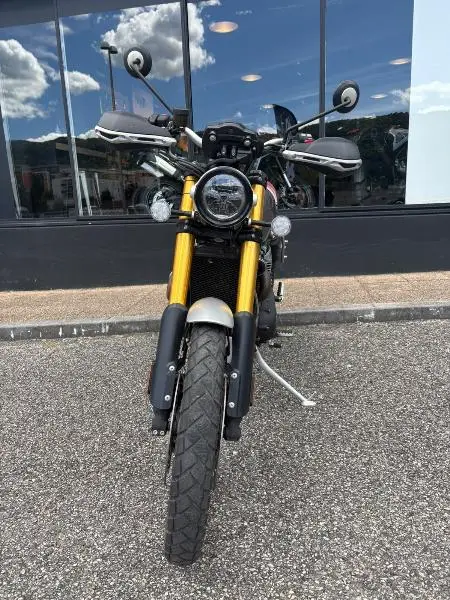 SCRAMBLER 1200 XE