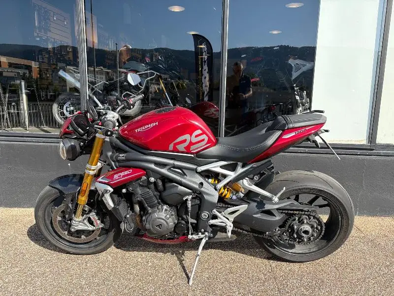 SPEED TRIPLE 1200 RS