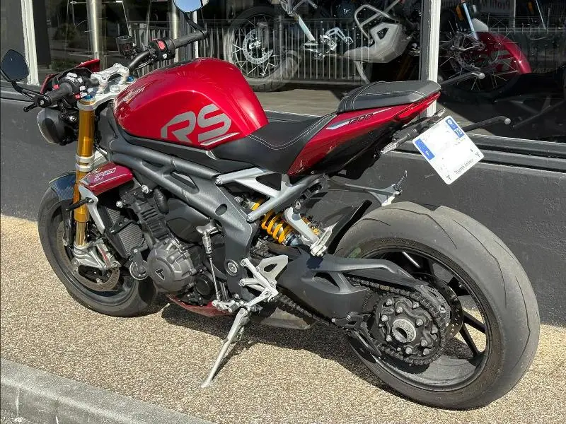 SPEED TRIPLE 1200 RS