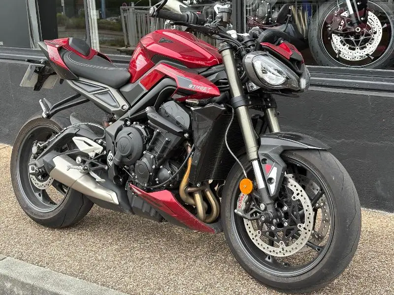 STREET TRIPLE 765 RS