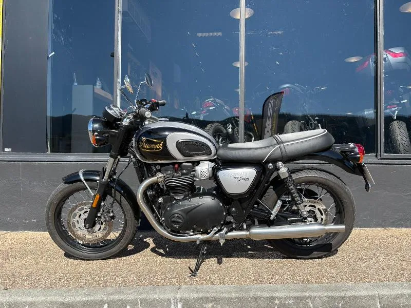 BONNEVILLE T100 900