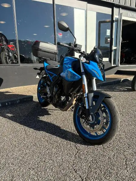 GSX8S