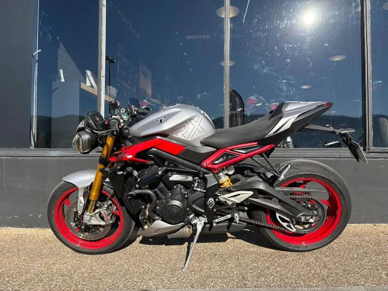 STREET TRIPLE 765 RX