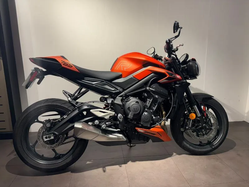 STREET TRIPLE 765 R A2