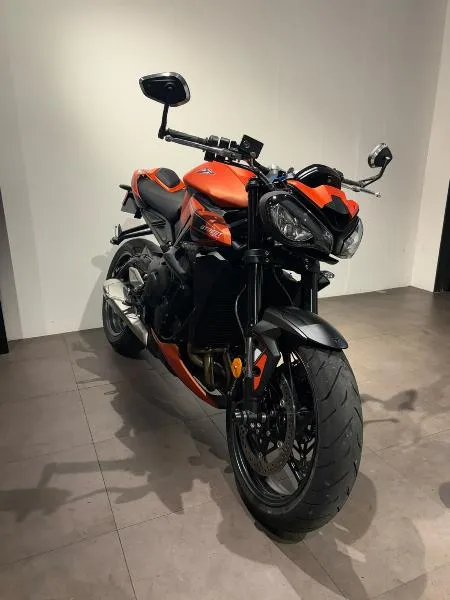 STREET TRIPLE 765 R A2
