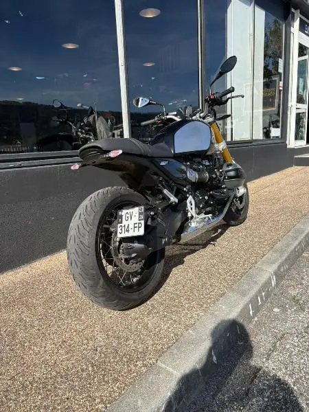 R 12 NineT