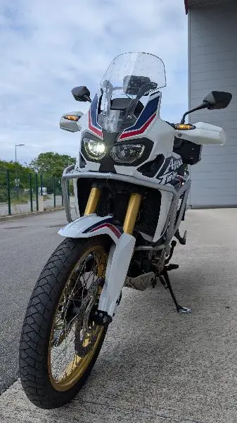 AFRICA TWIN CRF1000D DCT
