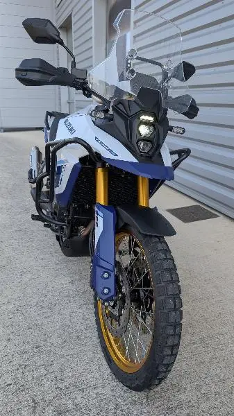 DL VSTROM 800DE