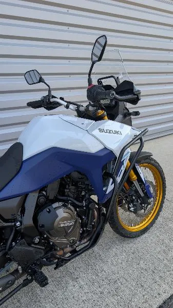 DL VSTROM 800DE