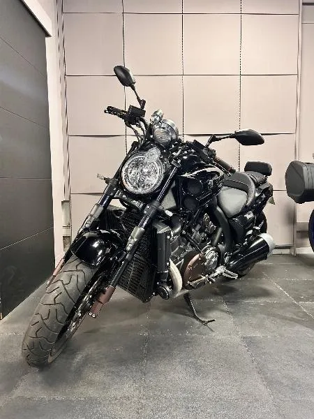 VMAX 1700
