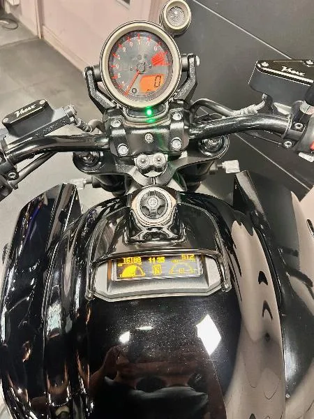 VMAX 1700