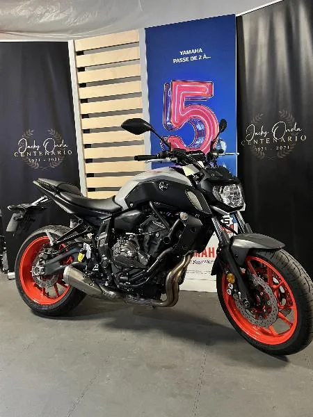 MT07