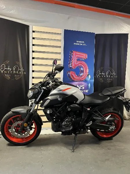 MT07