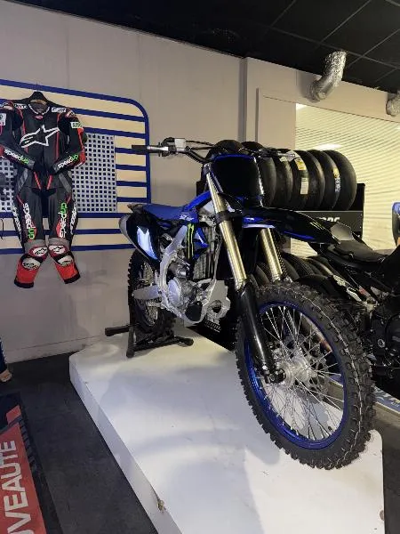 YZF 250 MONSTER ENERGY