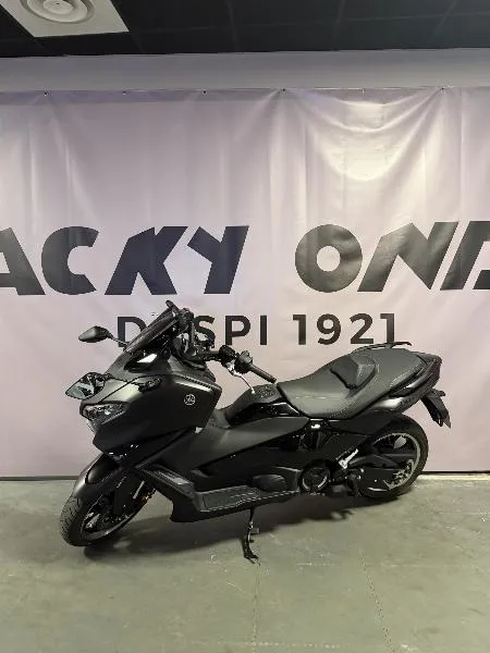 XP TMAX 560 TECH MAX