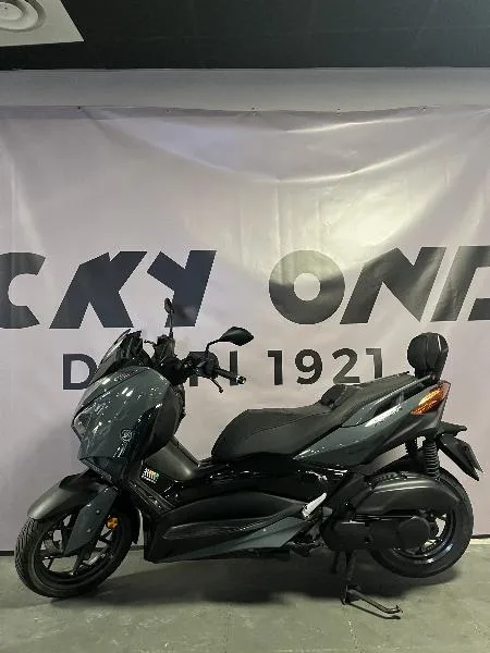 XMAX 125 TECH MAX