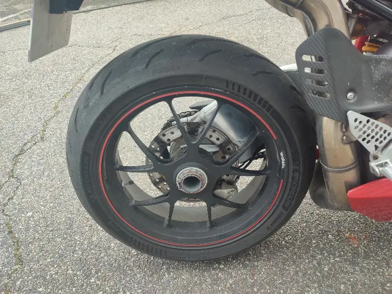 1098 S
