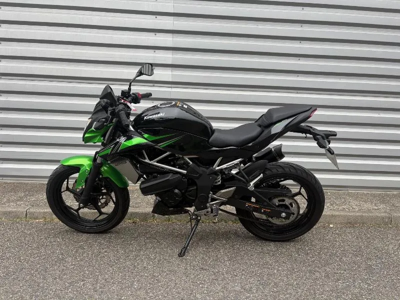 Z125