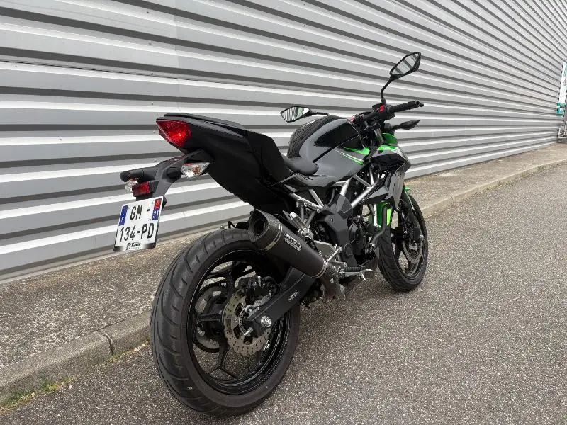 Z125