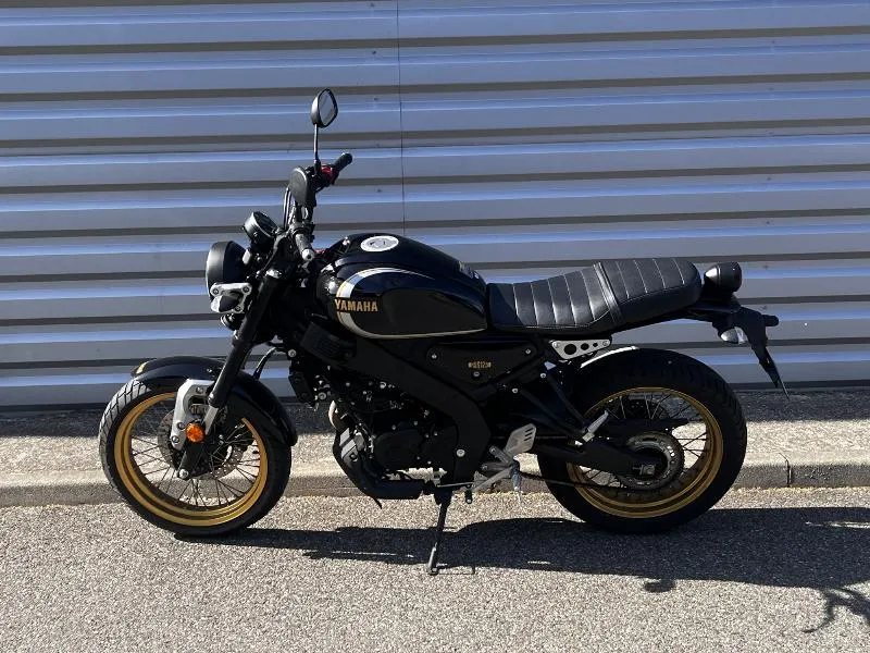 XSR 125