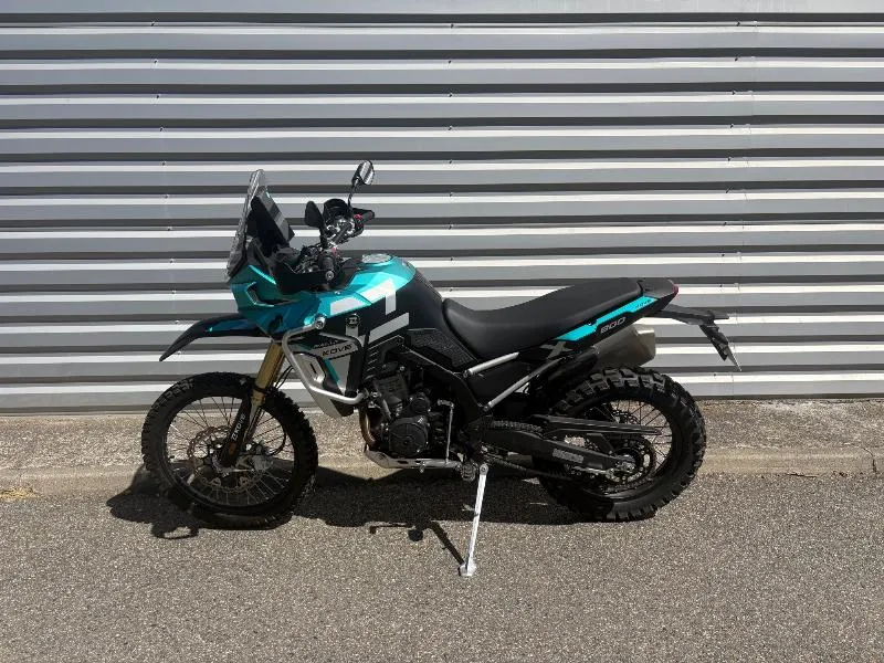 800X RALLY