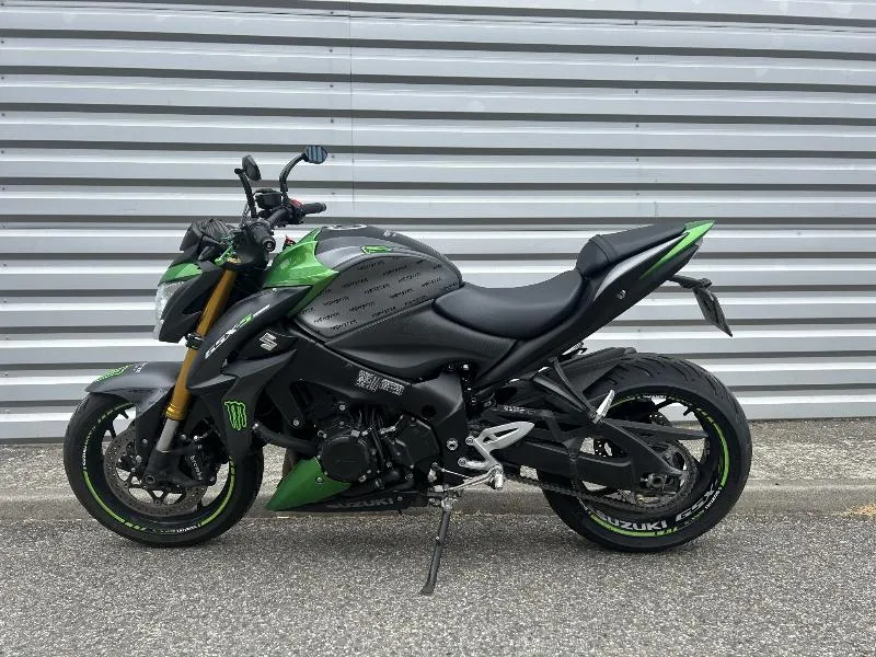 GSXS 1000