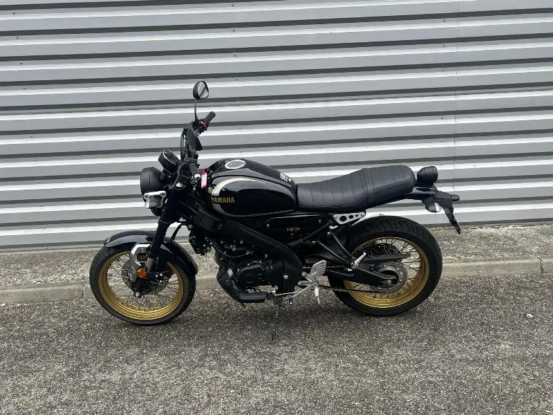 XSR 125
