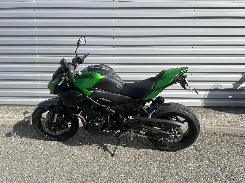 Z 900