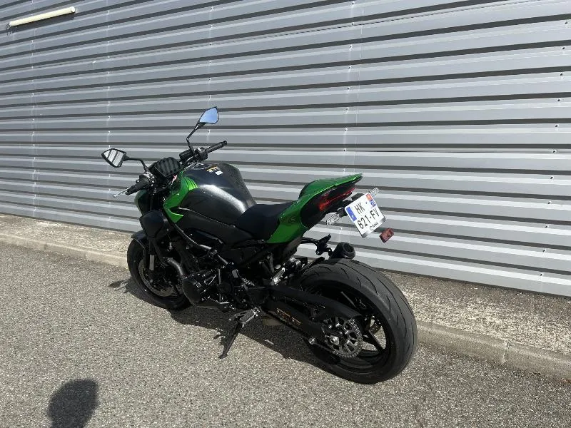 Z 900