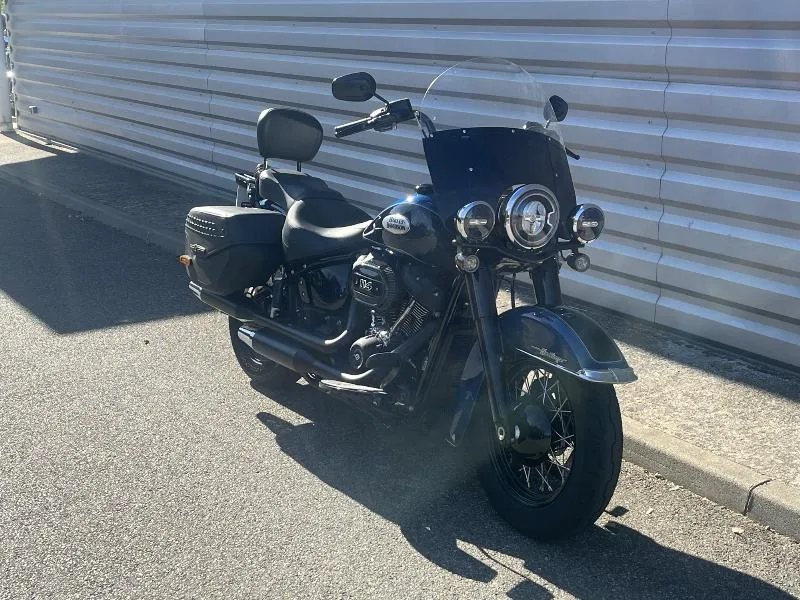 SOFTAIL HERITAGE CLASSIC 114
