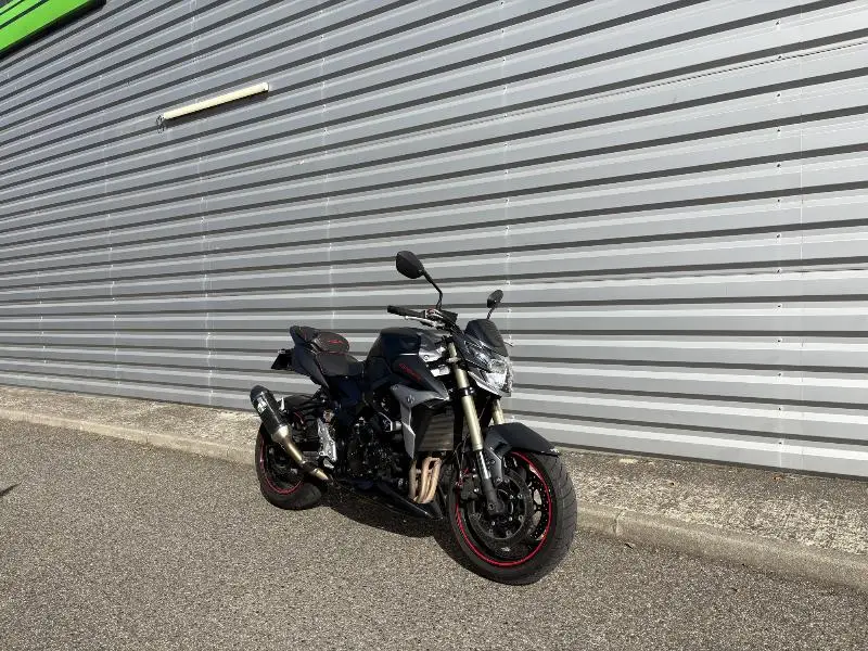 GSR 750