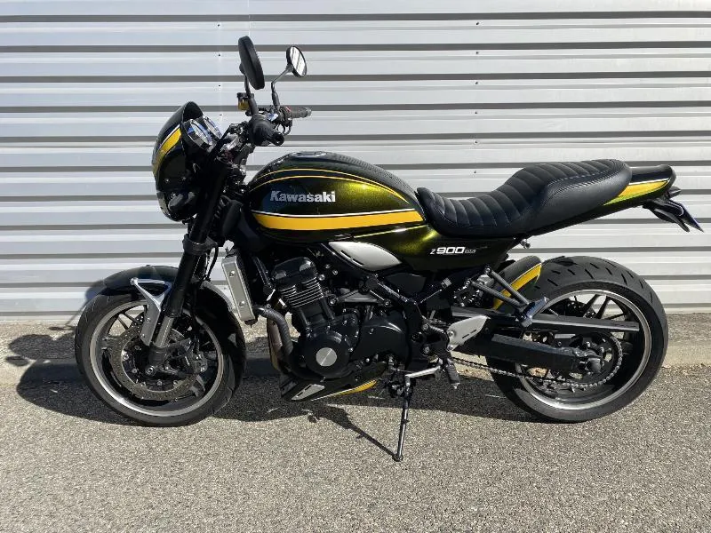 Z 900