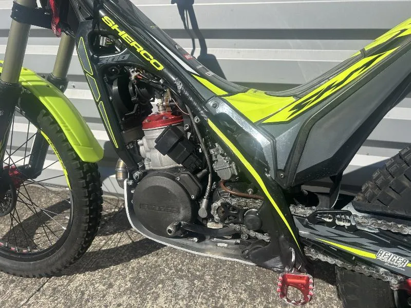300 ST JERONI FAJARDO