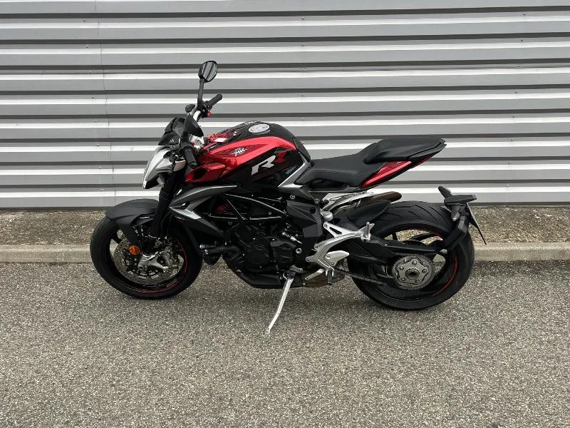 BRUTALE 800 RR
