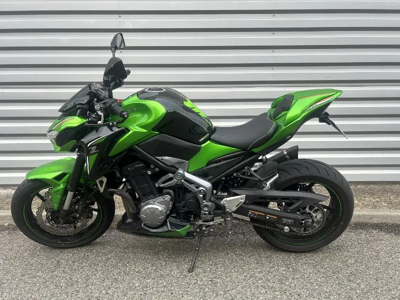 Z 900
